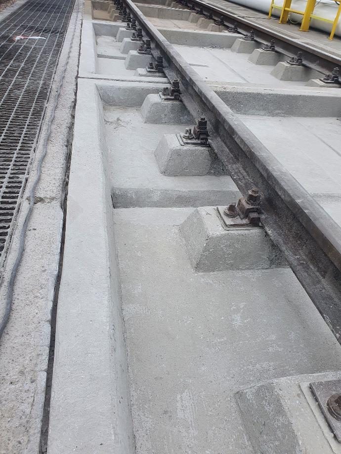 Suprafață din beton reparată cu Strutturale la terminalul de combustibil