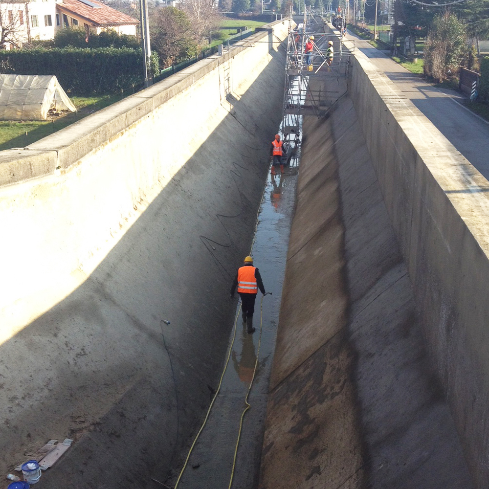 Evercrete Vetrofluid protects the water channel concrete structure